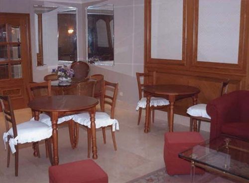 Le Petit Salamanca